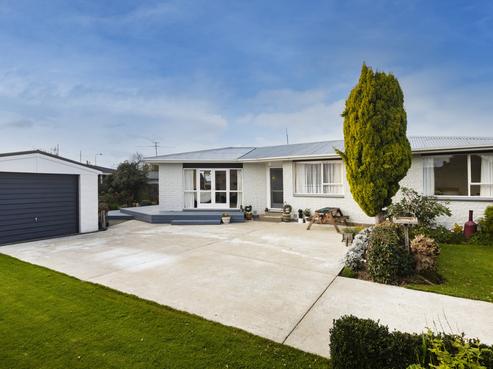 4 Cowper Place, Avondale