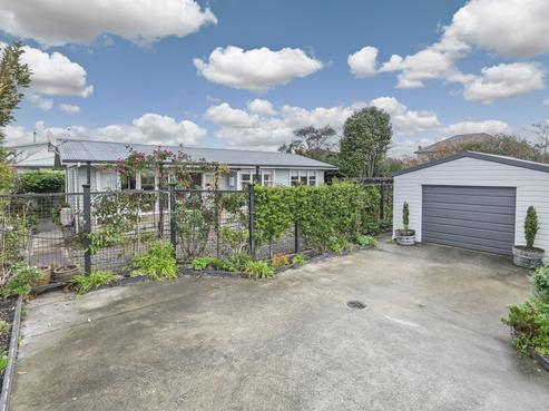 28A Tucker Lane, Clive