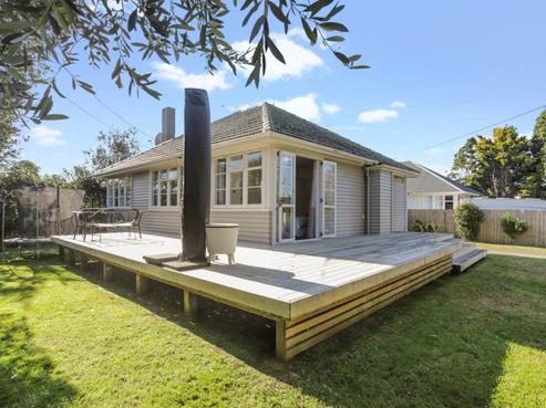 33 Matapan Road, Panmure