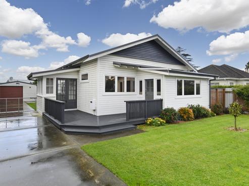 1002 Southland Road, Raureka