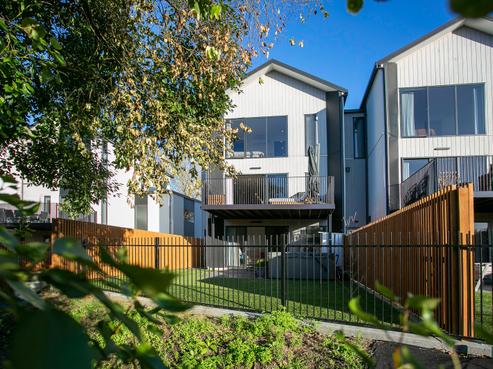 9 Lakewood Lane, Cambridge