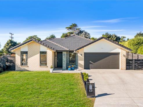 55 Liberty Crescent, Beachlands