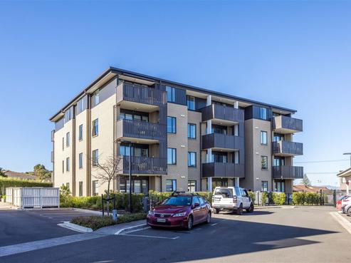 302/20A Alfriston Road, Manurewa East