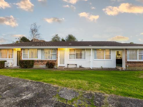 12 Pratt Street, Papakura
