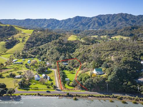 2130 Long Bay Road, Coromandel