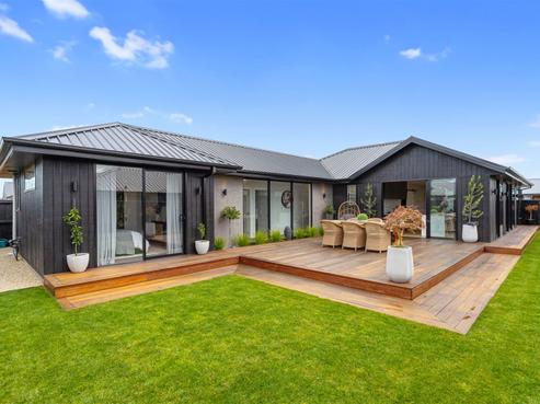 11 Grimwood Street, Woodend