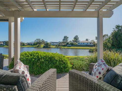14 Motukorure Parade, Cooks Beach