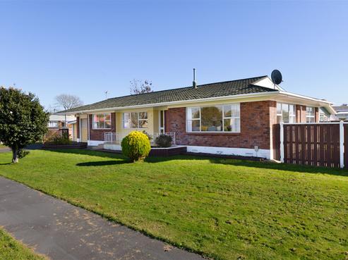 1 Fernleigh Street, Chartwell