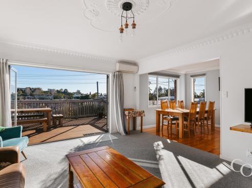 138 Sutherland Road, Brookfield