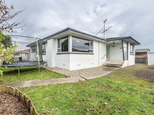 206 Bamborough Street, Richmond