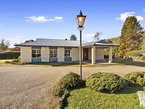 14 Park Avenue, Takaka