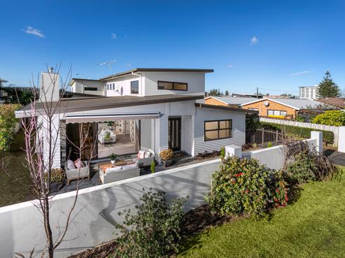 135 Centreway Road, Orewa
