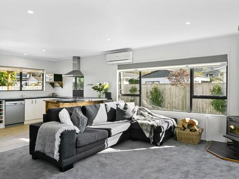 3B Dorothy Drive, Acacia Bay