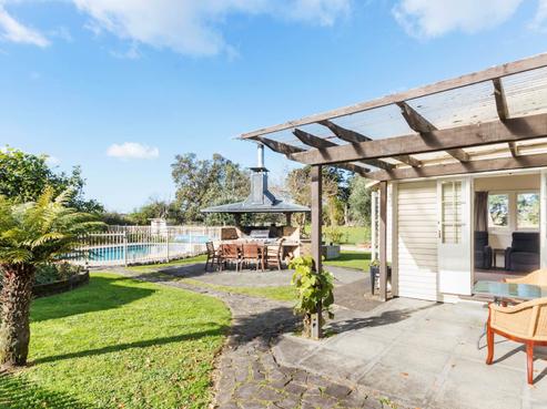 723 Waitakere Road, Kumeu