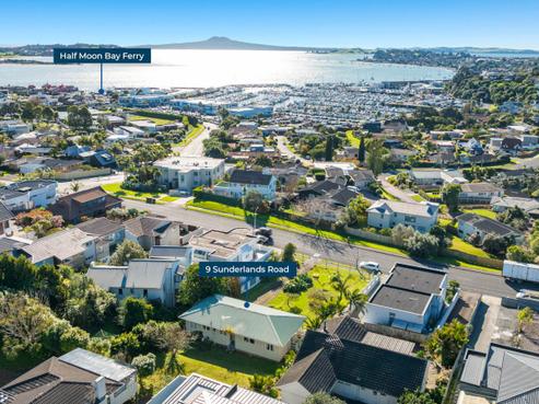 9 Sunderlands Road, Half Moon Bay