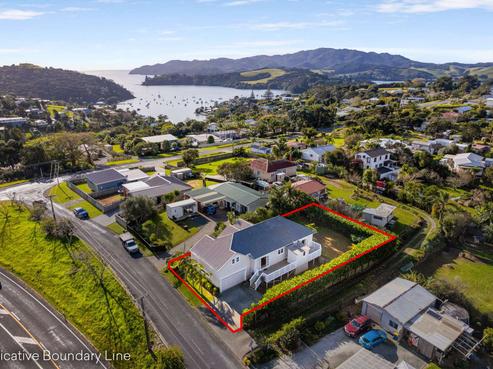 47 Melody Lane, Mangonui