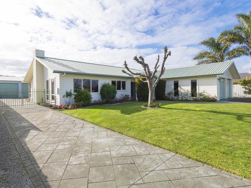 15 Margaret Place, Lytton West