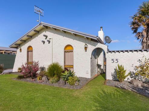 53 Hinau Street, Castlecliff