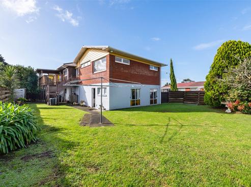 11 Pamela Place, New Lynn
