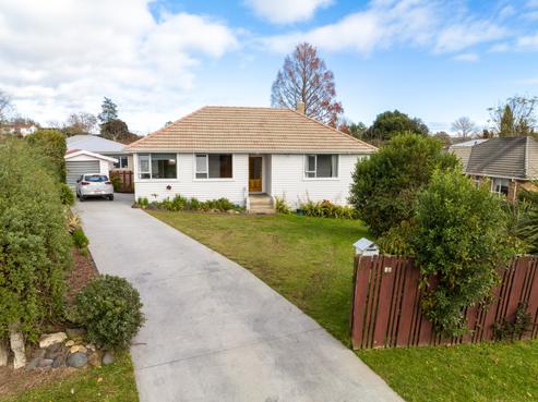 37 Charles Crescent, Putaruru