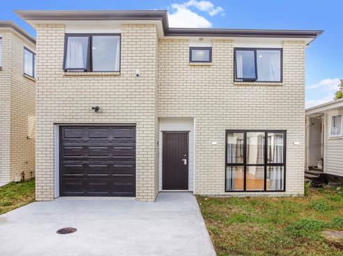 8A Orion Street, Papakura