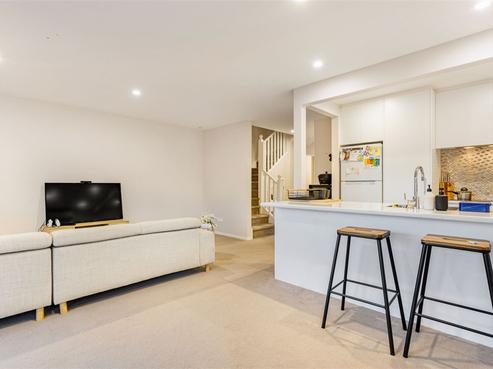 7/103 Swanson Road, Henderson