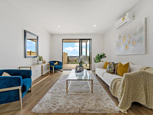 8 Heketara Way, Massey