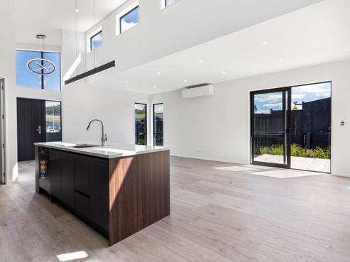 27 Makenu Crescent, Wainui