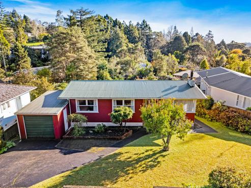 27 Daffodil Street, Titirangi