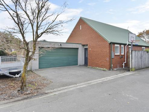35 Larch Place, Casebrook