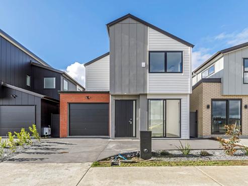 29 Bronzewater Drive, Silverdale