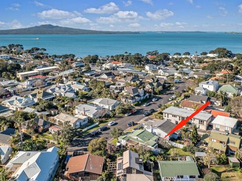 9 Sinclair Street, Devonport