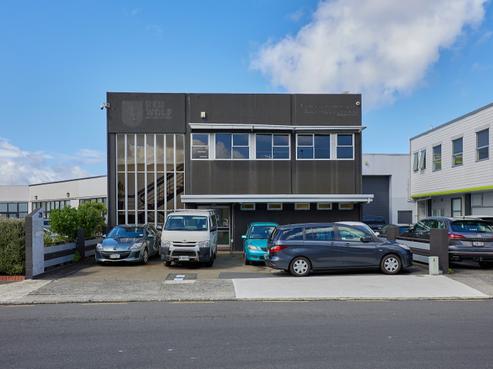 28 Downer Street, Central Hutt