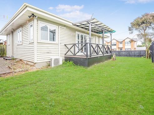 2 Dowding Street, Melville