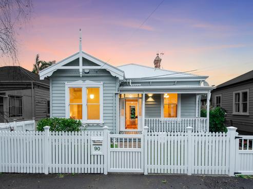 90 Burnley Terrace, Sandringham
