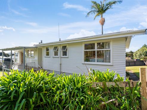 13 Cambridge Street, Kamo