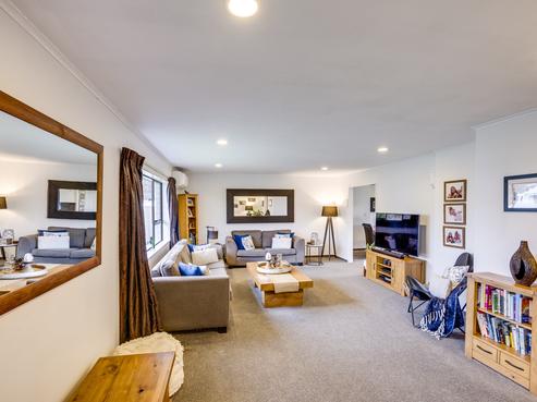4 Hetley Crescent, Taradale