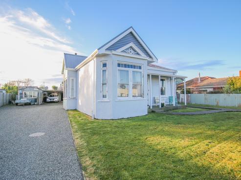 56 Jenkin Street, Strathern
