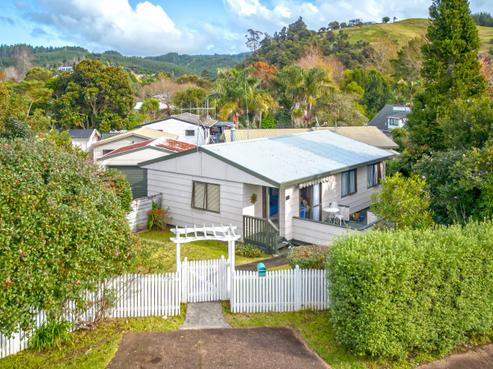 104A Silkwood Lane, Whangamata
