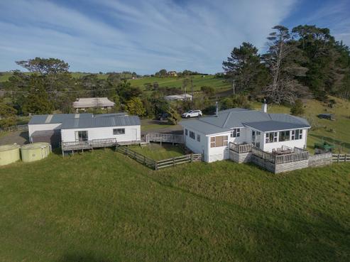 1460 Old North Road, Helensville