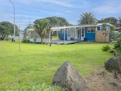 498 West Coast Road, Awanui