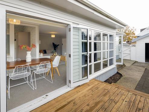 42 Cook Street, Hamilton East