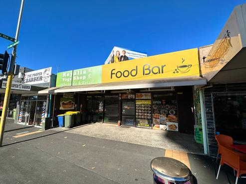 216 West Coast Road, Glen Eden