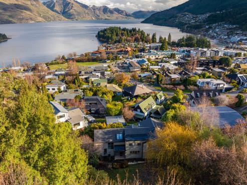 44 Suburb Street, Queenstown Central