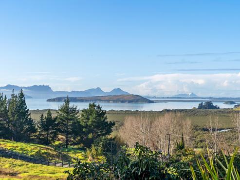 427 State Highway 1, Otaika