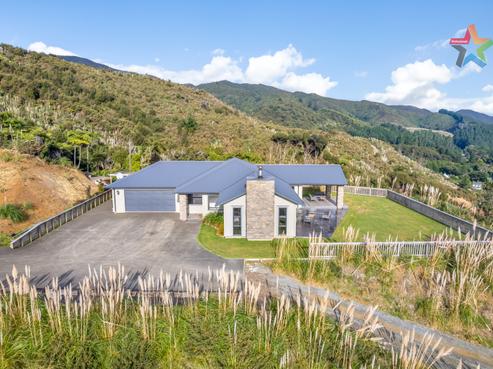 119 Coast Road, Wainuiomata