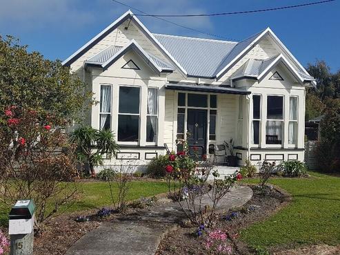 15 Coronation Street, Waimate