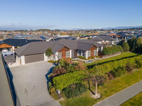27 Lazarette Loop, Gleniti