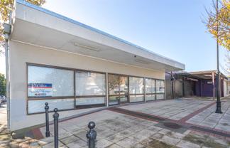 Comfortable Medium Size Office Space