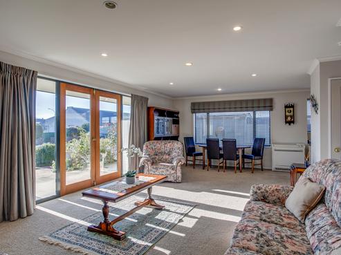 1/74 Elizabeth Street, Seaview